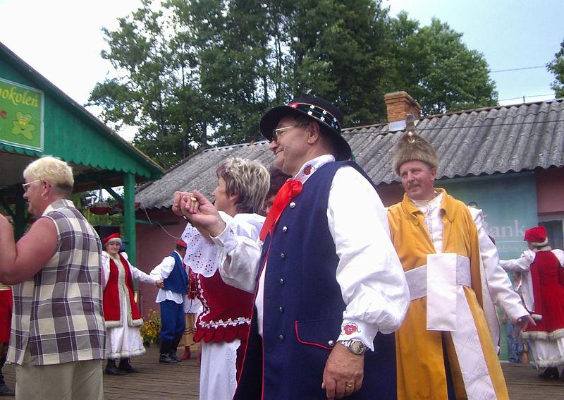 spot folk 07_130.jpg